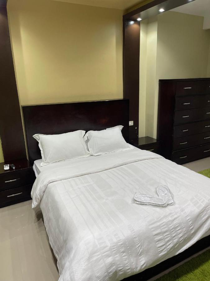 Superb & Comfy 3bdr With Outstanding View فاخرة فيو رائع للمطار El Cairo